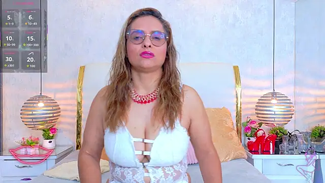 Snapshot of MarilynVega1 chatting on 17, 7, 2026 MarilynVega1 online show from 17, 7, 2026
