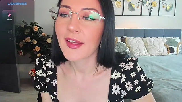 Snapshot of KerryCandy_Girl chatting on 24, 4, 2026 KerryCandy Girl online show from 24, 4, 2026
