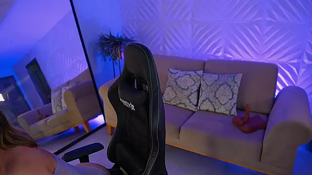 KylaMorrison online show from 27, 3, 2026