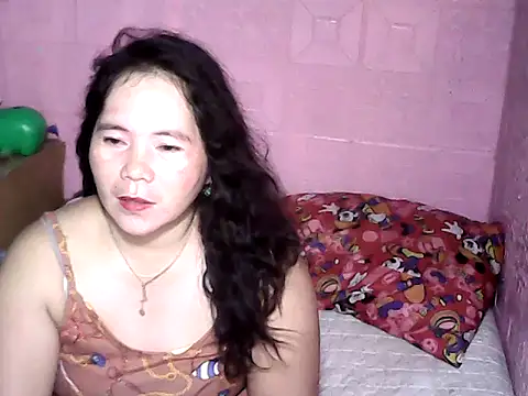 hotpusie 4u online show from 23, 9, 2025