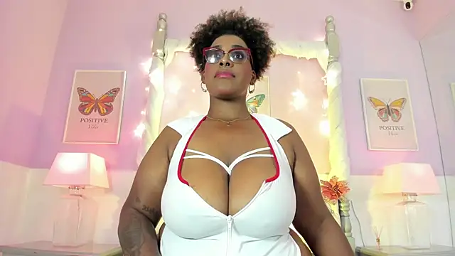 Snapshot of DakotaSexShow chatting on 13, 2, 2025 DakotaSexShow online show from 13, 2, 2025