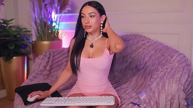 Snapshot of Anais_Bloom chatting on 11, 7, 2026 Anais Bloom online show from 11, 7, 2026