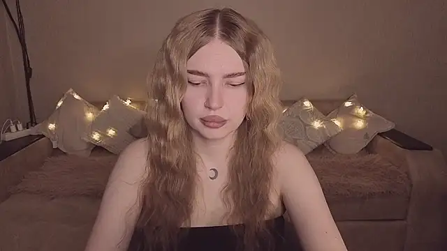 ViolettaLopez online show from 25, 3, 2026