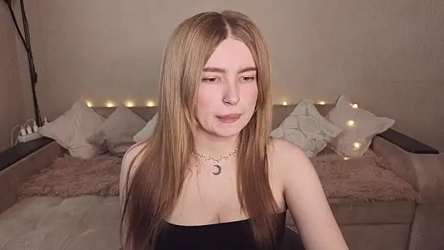 Snapshot of ViolettaLopez chatting on 16, 6, 2026 ViolettaLopez online show from 16, 6, 2026