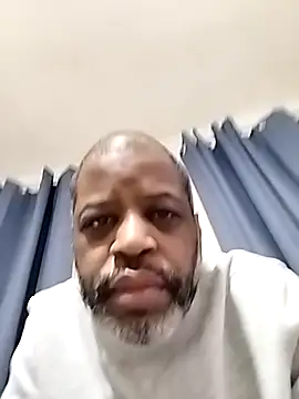 Snapshot of alfiebrown007 chatting on 4, 3, 2026 alfiebrown007 online show from 4, 3, 2026