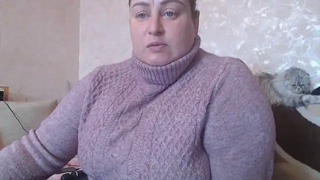 Amy August online show from 18, 2, 2025