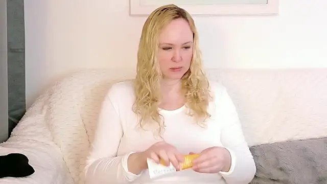 Sarah4you online show from 12, 3, 2026