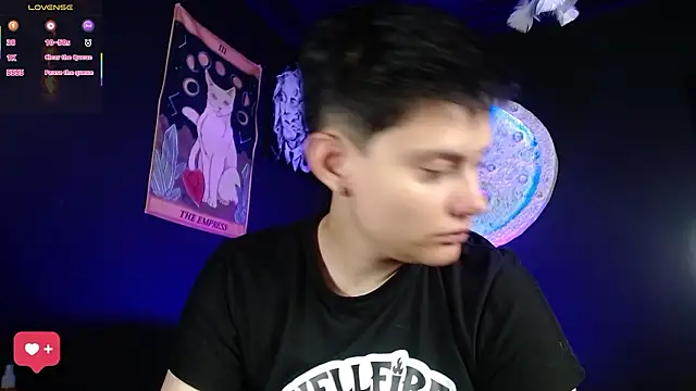 Snapshot of girl_intense444 chatting on 11, 2, 2026 girl intense444 online show from 11, 2, 2026