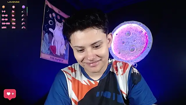 Snapshot of girl_intense444 chatting on 27, 2, 2026 girl intense444 online show from 27, 2, 2026