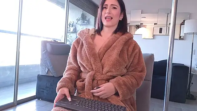 Snapshot of mandi4pole_ chatting on 9, 5, 2026 mandi4pole online show from 9, 5, 2026