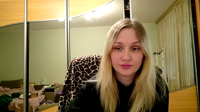 ModelEva online show from 23, 4, 2026