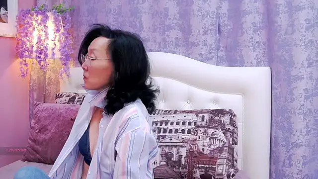 Asian legs online show from 10, 1, 2026