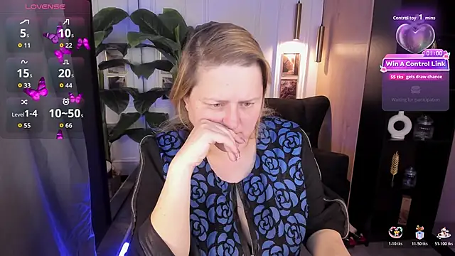 Snapshot of ScarlettSoft chatting on 11, 5, 2026 ScarlettSoft online show from 11, 5, 2026