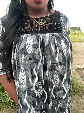 Dhiyapink online show from 17, 12, 2024