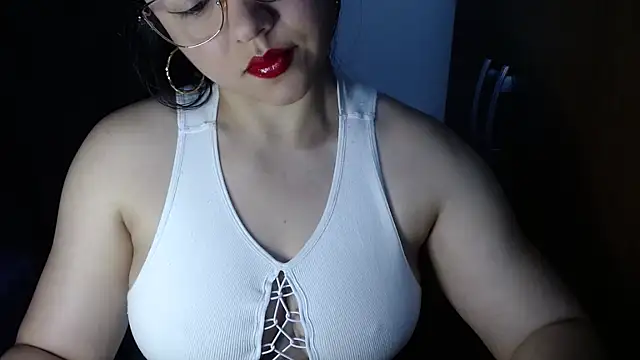Snapshot of lizbodu chatting on 4, 6, 2026 lizbodu online show from 4, 6, 2026