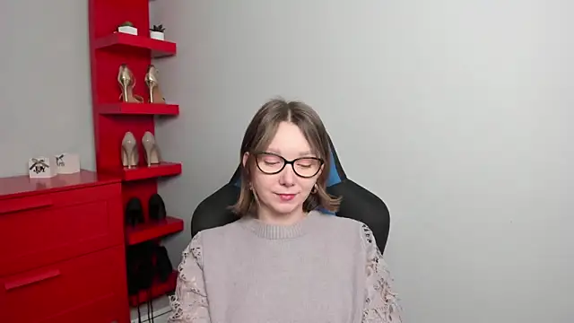 Cookie zoe online show from 5, 12, 2025