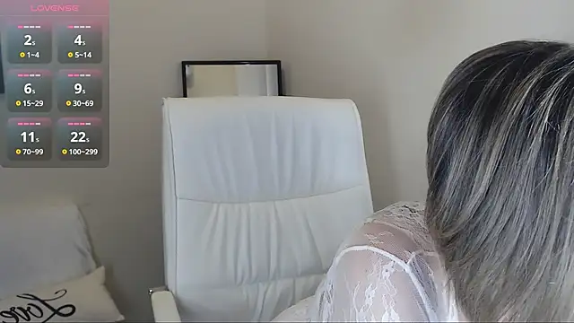 Tilly Eliot online show from 13, 2, 2025