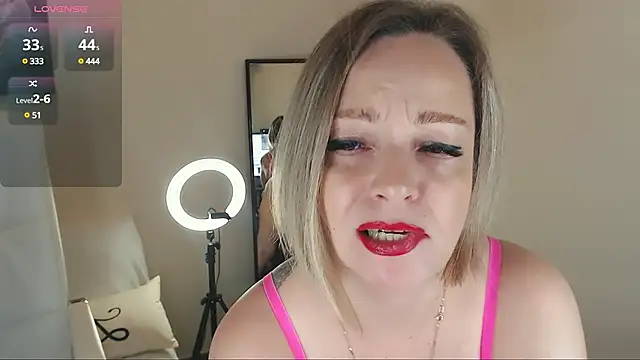 Tilly Eliot online show from 22, 3, 2025