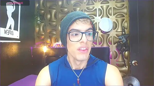 angel sexyevil online show from 8, 3, 2025