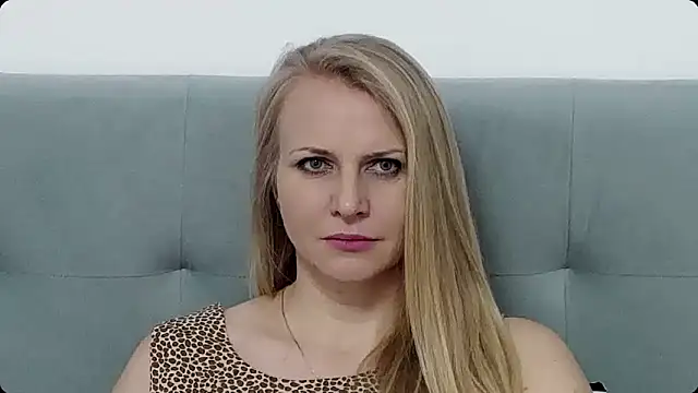 Snapshot of K__Adrienne chatting on 11, 1, 2025 K  Adrienne online show from 11, 1, 2025
