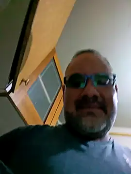Snapshot of PhillDrake11 chatting on 9, 4, 2026 PhillDrake11 online show from 9, 4, 2026