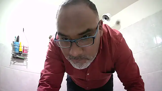Snapshot of PhillDrake11 chatting on 9, 4, 2026 PhillDrake11 online show from 9, 4, 2026