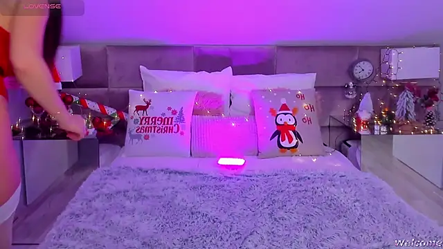 MiaMuse online show from 14, 12, 2025