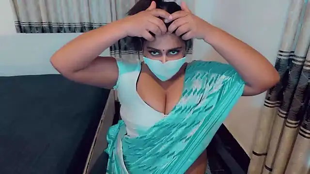 Snapshot of SonY_CaM chatting on 3, 7, 2026 SonY CaM online show from 3, 7, 2026