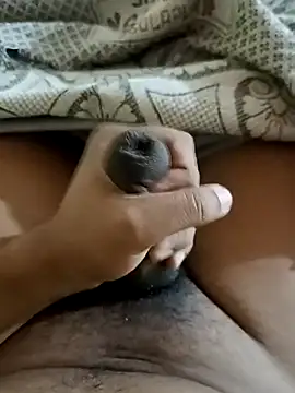 Snapshot of Deluxe_dick chatting on 17, 10, 2025 Deluxe dick online show from 17, 10, 2025