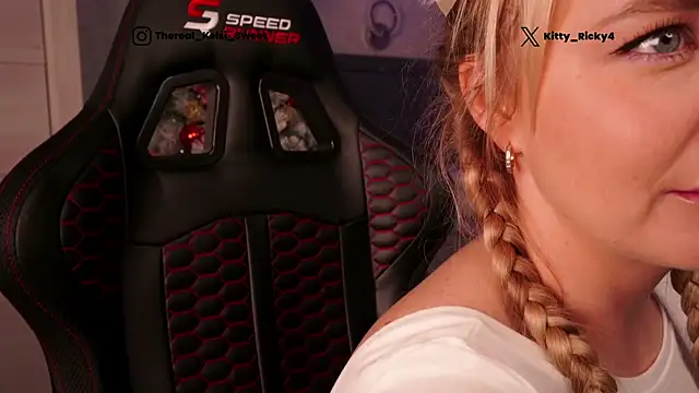 Snapshot of Kitty_Ricky chatting on 11, 1, 2026 Kitty Ricky online show from 11, 1, 2026