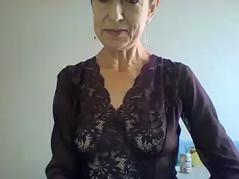 Snapshot of SwettyViktory chatting on 12, 1, 2026 SwettyViktory online show from 12, 1, 2026