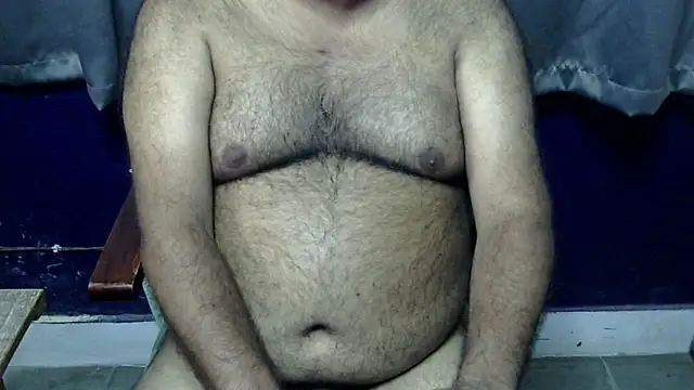 Snapshot of hairysubcub_70 chatting on 25, 6, 2026 hairysubcub 70 online show from 25, 6, 2026