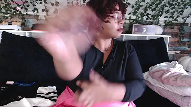 -khayaparker online show from 20, 12, 2024