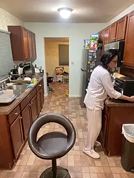 Snapshot of Good-Juju chatting on 16, 1, 2025 Good-Juju online show from 16, 1, 2025