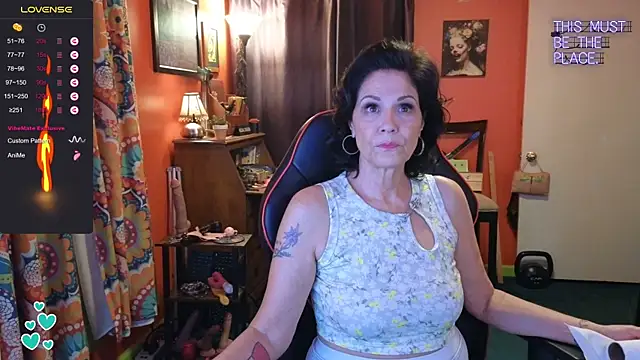 Snapshot of Good-Juju chatting on 21, 9, 2025 Good-Juju online show from 21, 9, 2025