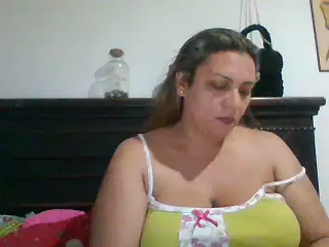 HallyGirlHot online show from 13, 1, 2026