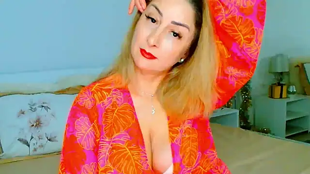 Snapshot of Tyana40 chatting on 28, 1, 2025 Tyana40 online show from 28, 1, 2025