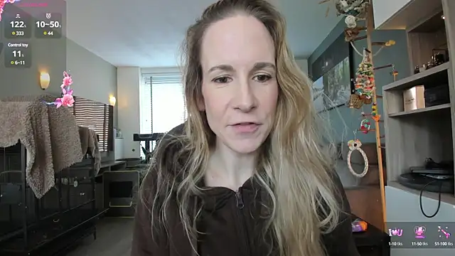 NaomiAndFriends online show from 3, 2, 2025