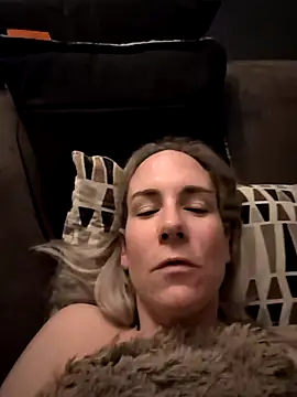 NaomiAndFriends online show from 2, 12, 2025