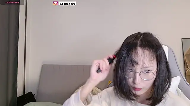 aliiiiiina online show from 17, 2, 2025