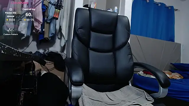 lewislamxxx hot online show from 12, 9, 2025