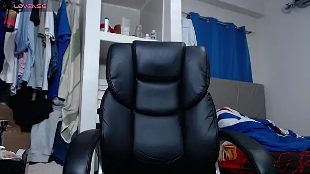 lewislamxxx hot online show from 19, 2, 2026