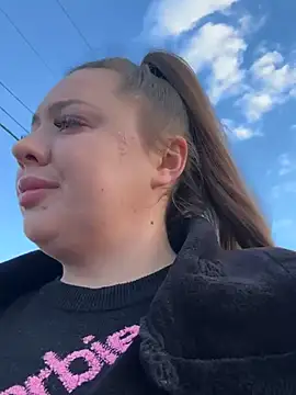 Sara Slow online show from 19, 2, 2025