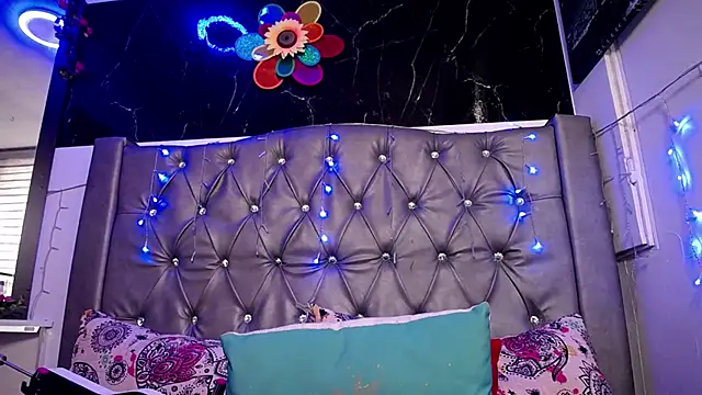 LAILAGUMMY online show from 12, 3, 2025