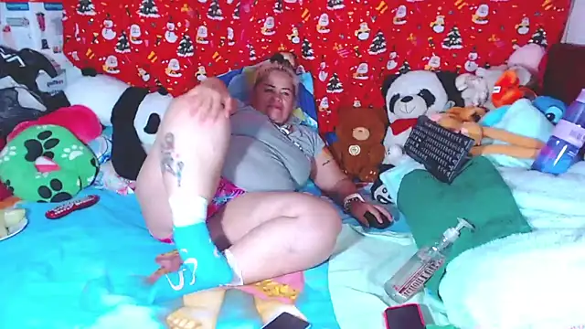 estrellita fugaz16x online show from 11, 4, 2026