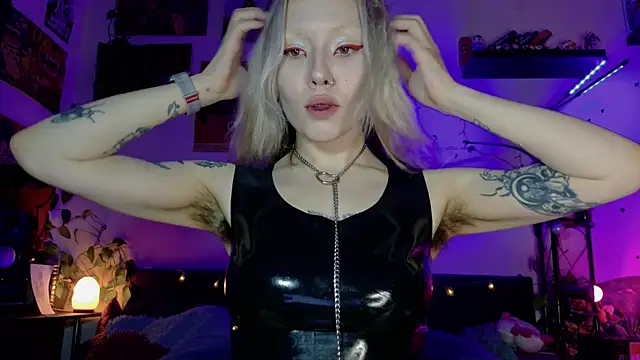 olivecum online show from 30, 11, 2025