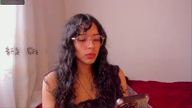 aluna 0310 online show from 8, 1, 2025