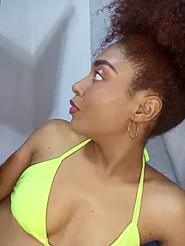 thaimy  online show from 2, 12, 2025