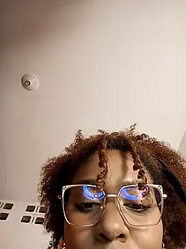 thaimy  online show from 24, 3, 2026