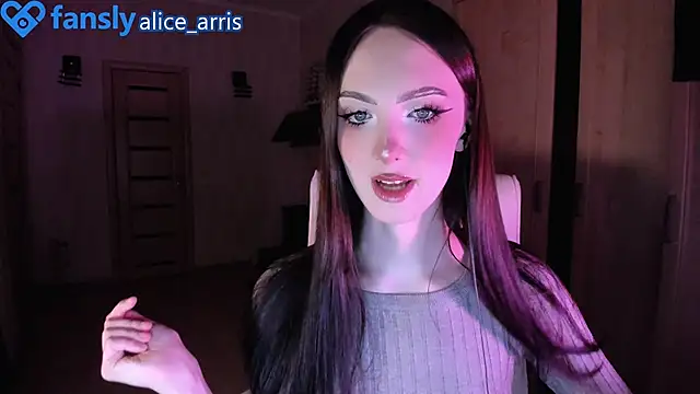 Snapshot of Alice__Aris chatting on 14, 10, 2025 Alice Aris online show from 14, 10, 2025